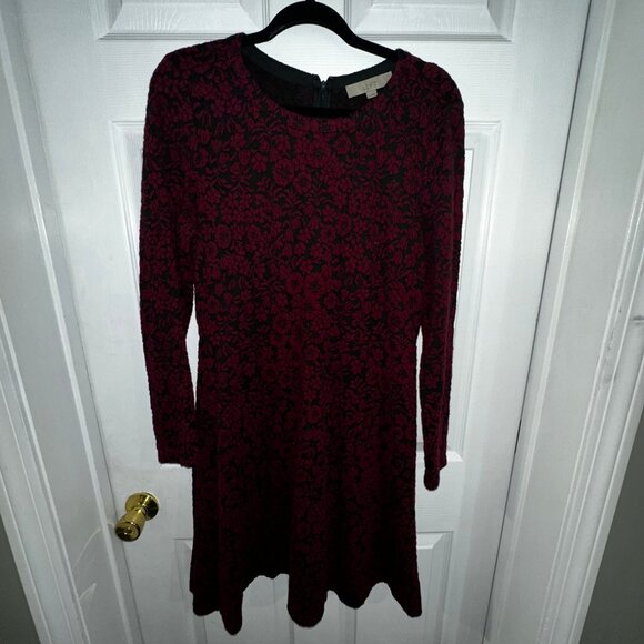 Loft Dresses & Skirts - Loft Long Sleeve Floral Fit and Flare Dress